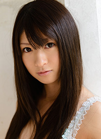 緒川梨緒