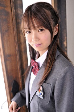 雜誌封面女郎,氣質美少女星野飛鳥出道