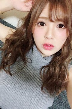 可愛美妝Youtuber泉水蘭 那裡有12公分長?!