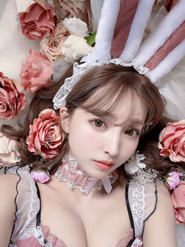 復活節各式性感兔女郎陪你過節!