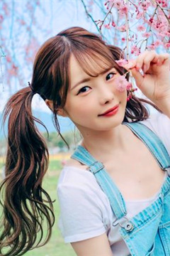 A cup貧乳 但很色氣的蘿莉之神『松本一香』!
