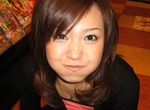 愛做指甲彩繪 小西那奈怕口交